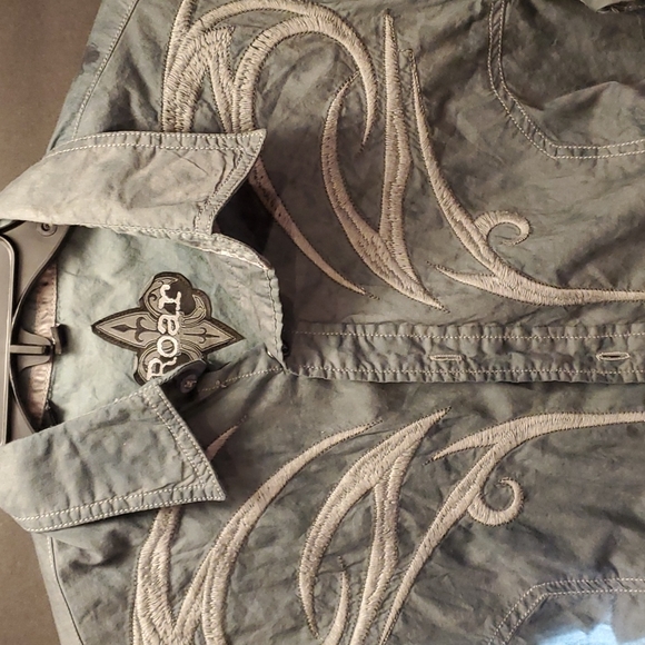 ROAR: Embroidered and Embellished Button Down Shirt - Size small - Picture 2 of 7
